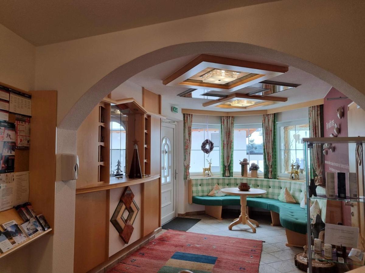 Hotel Garni Corinna Ischgl
