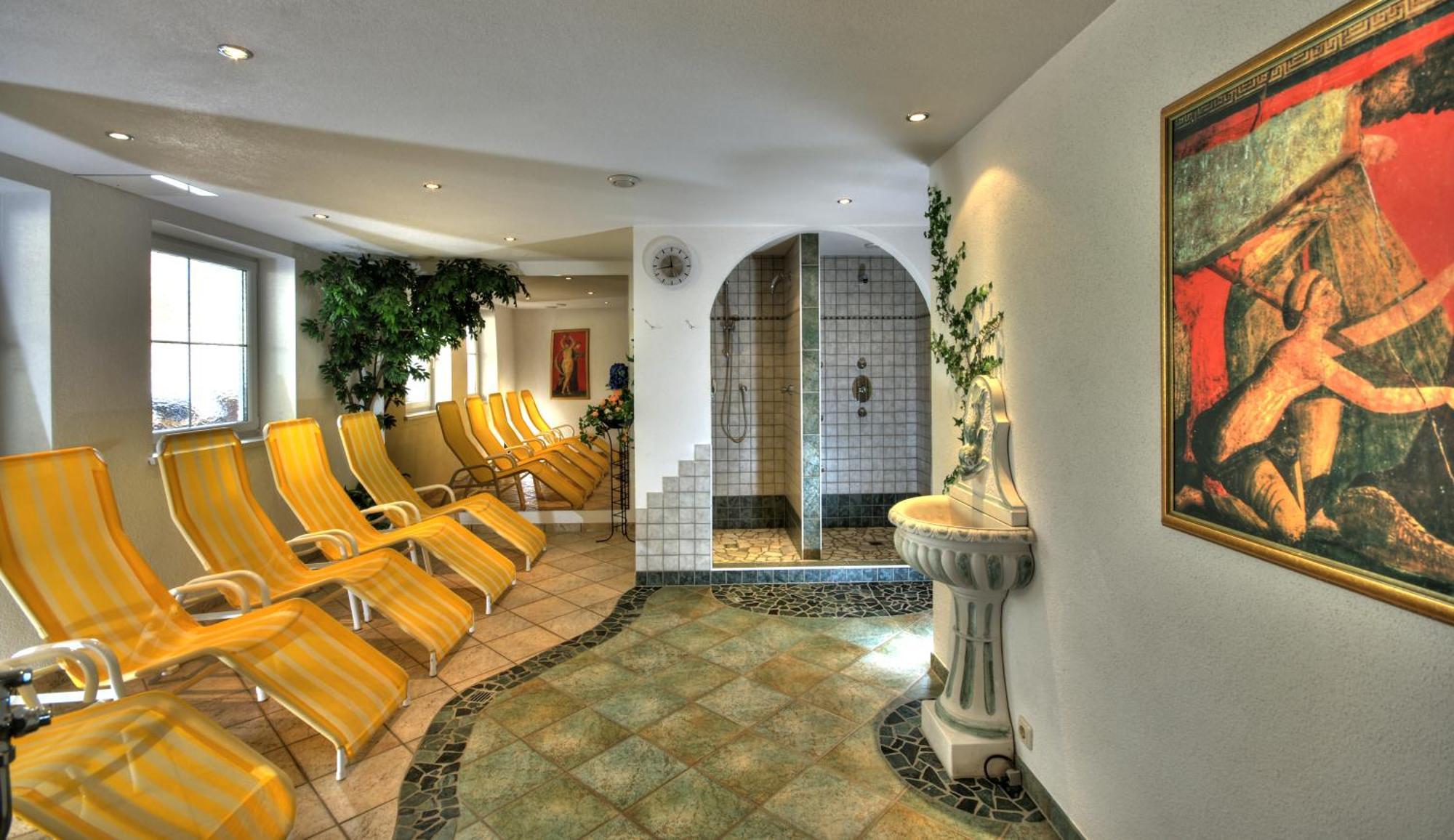 Garni Corinna Hotel 3*